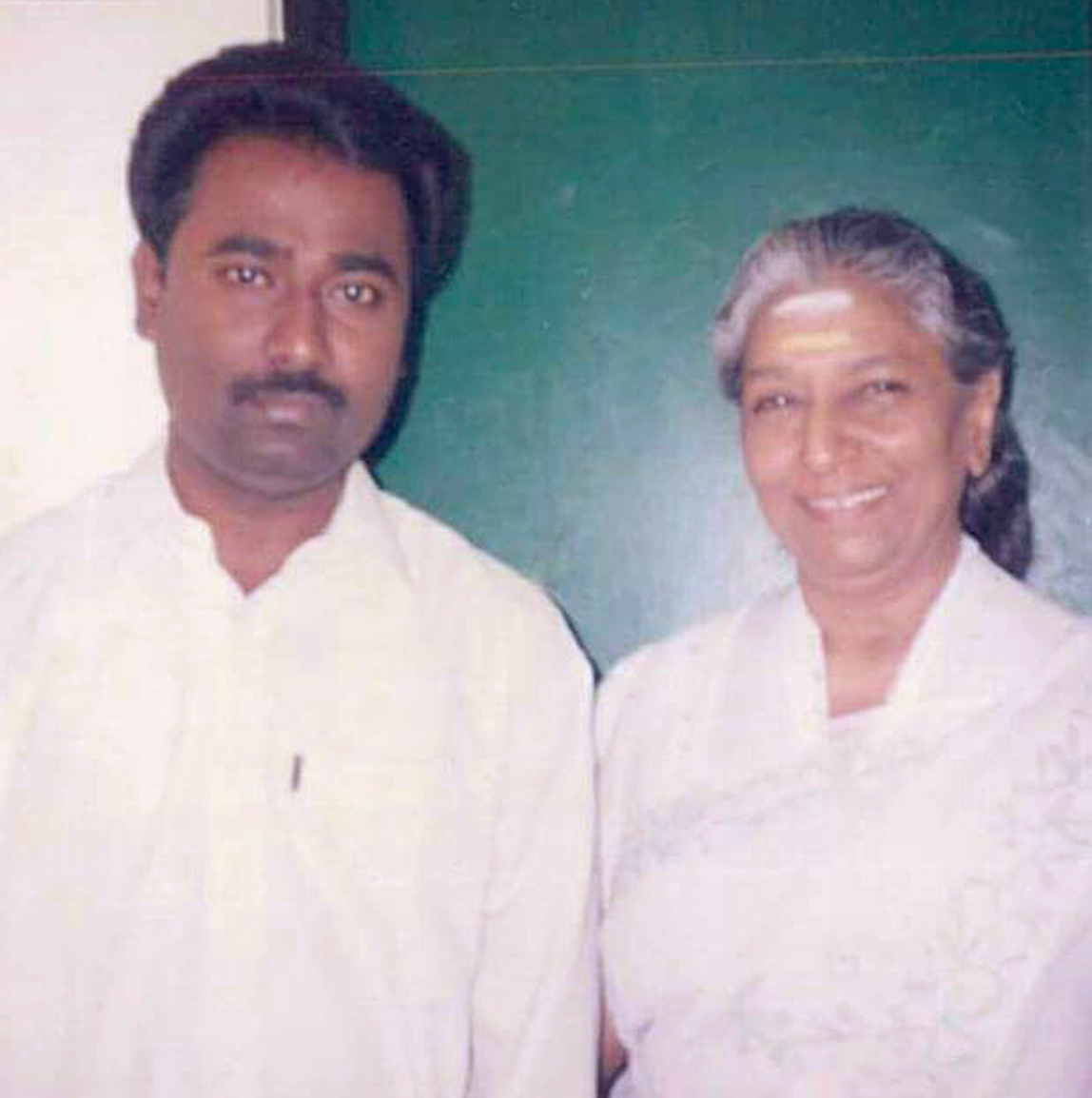 Light_Music_in_Troupes_Orchestra_in_Chennai_Tamilnadu